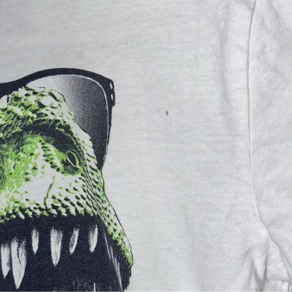 🆓 With Any Bundle 🆓 
The children’s place boys graphic dinosaur t shirt 10/12 - Picture 4 of 6